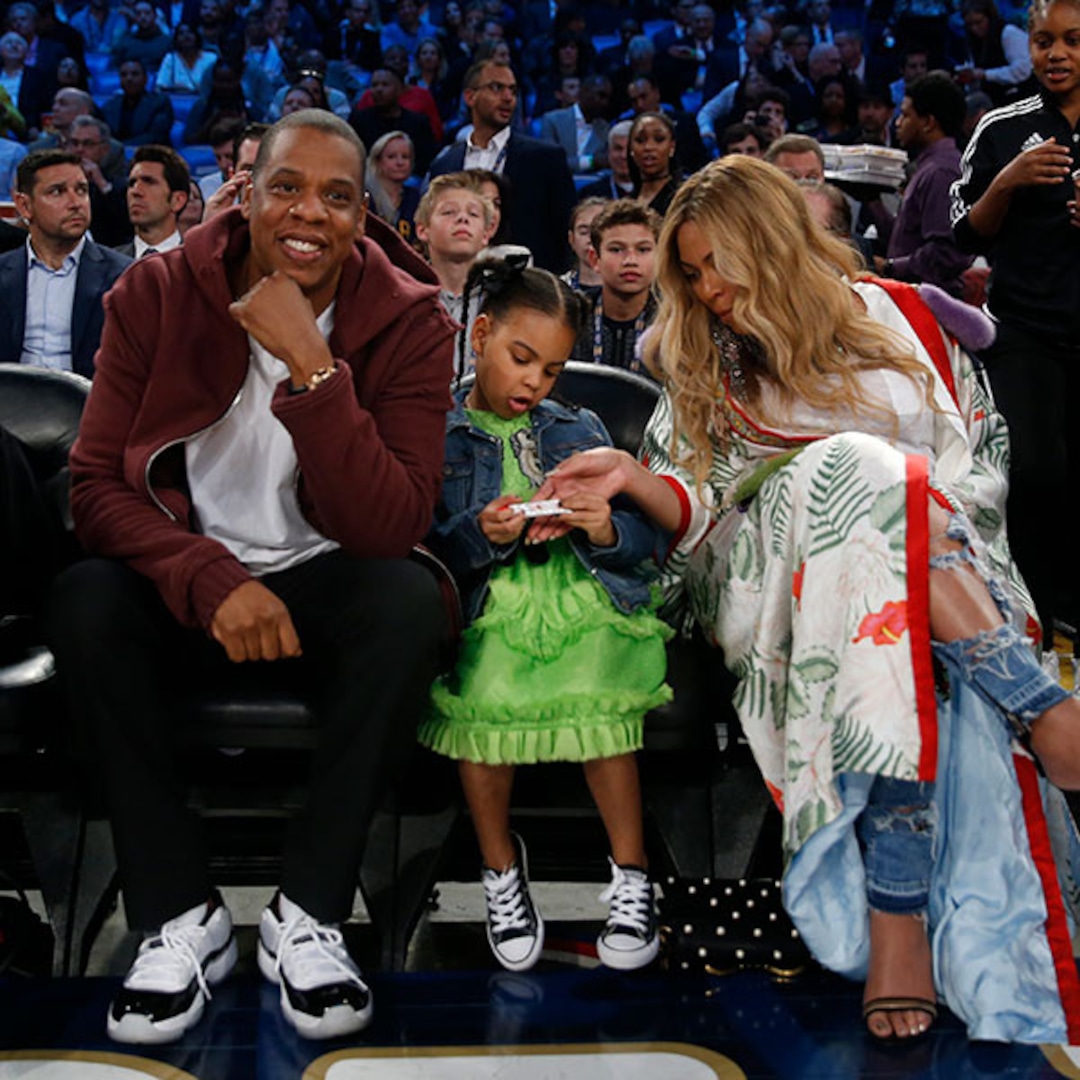 Beyoncé, Jay Z & Blue Ivy Sit Courtside at NBA AllStar Game E